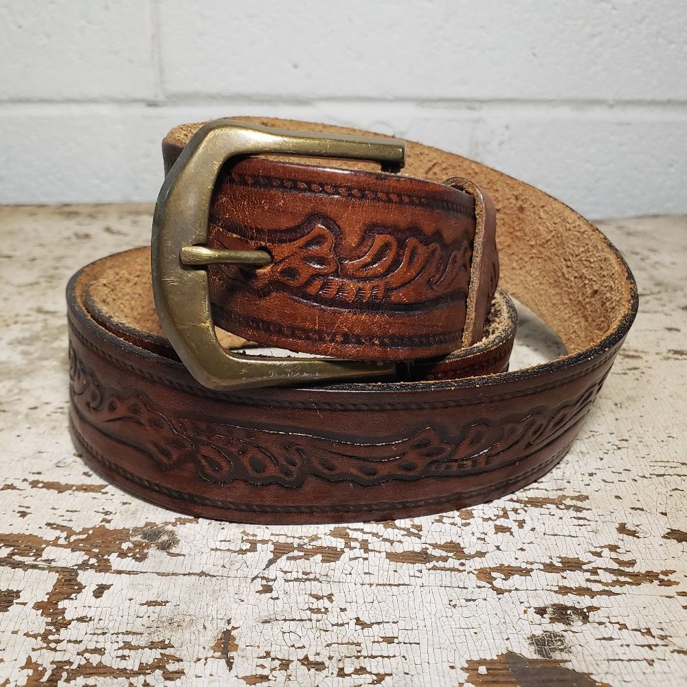 Men’s 38 ~ Unbranded Embossed Faux Leather Belt ~